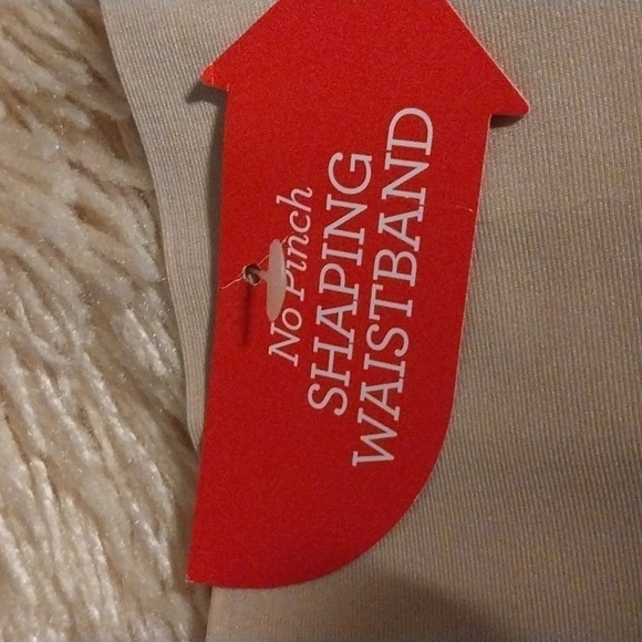 Maidenform Shaping Brief with Cool Comfort Flexees NWT Size S - Picture 4 of 7